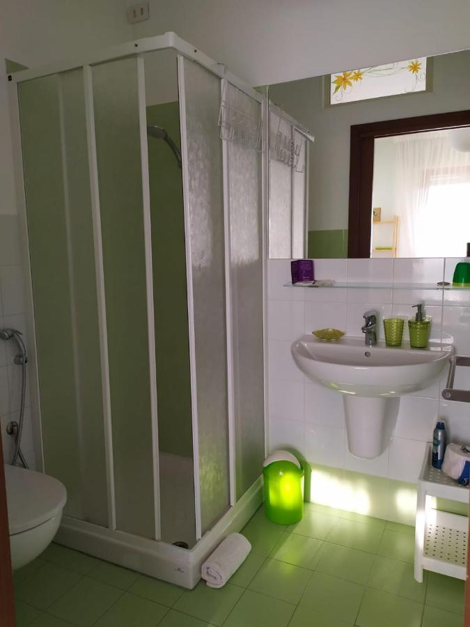 B&B La Casa Di Angelica Розето-дельи-Абруцци Экстерьер фото